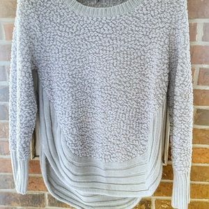 Miracle M/L popcorn pull-over shirt tail sweater